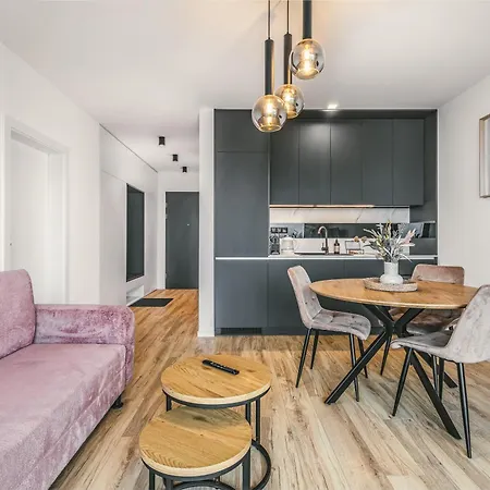 Hello Ema - Moderny Mestsky Apartment Liptovsky Mikulas