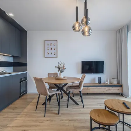 Hello Ema - Moderny Mestsky Apartment